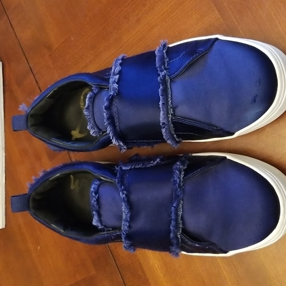 SAM Edelman | Blue Satin Fringed Sneakers - Picture 2 of 9